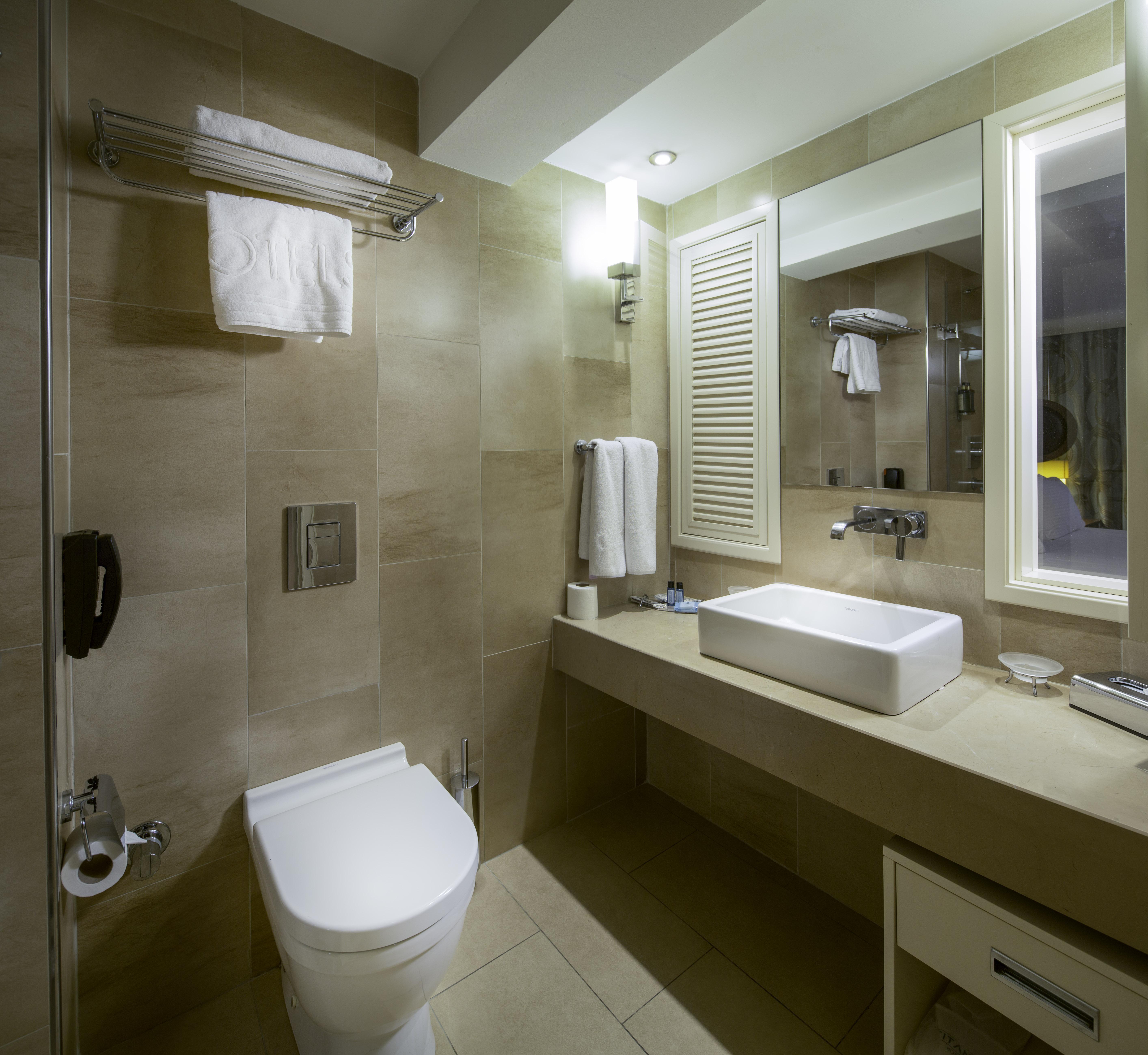 Titanic Comfort Sisli Istanbul Exterior photo