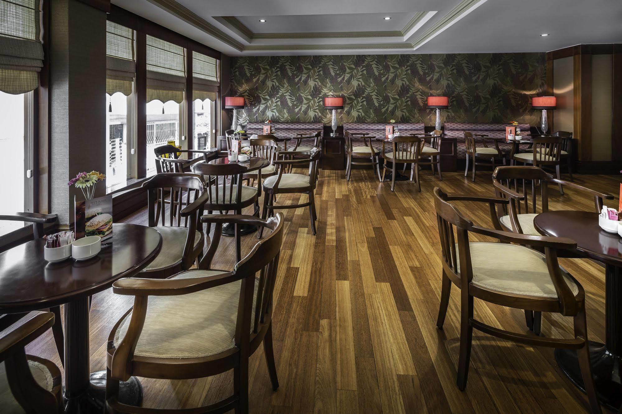 Titanic Comfort Sisli Istanbul Exterior photo